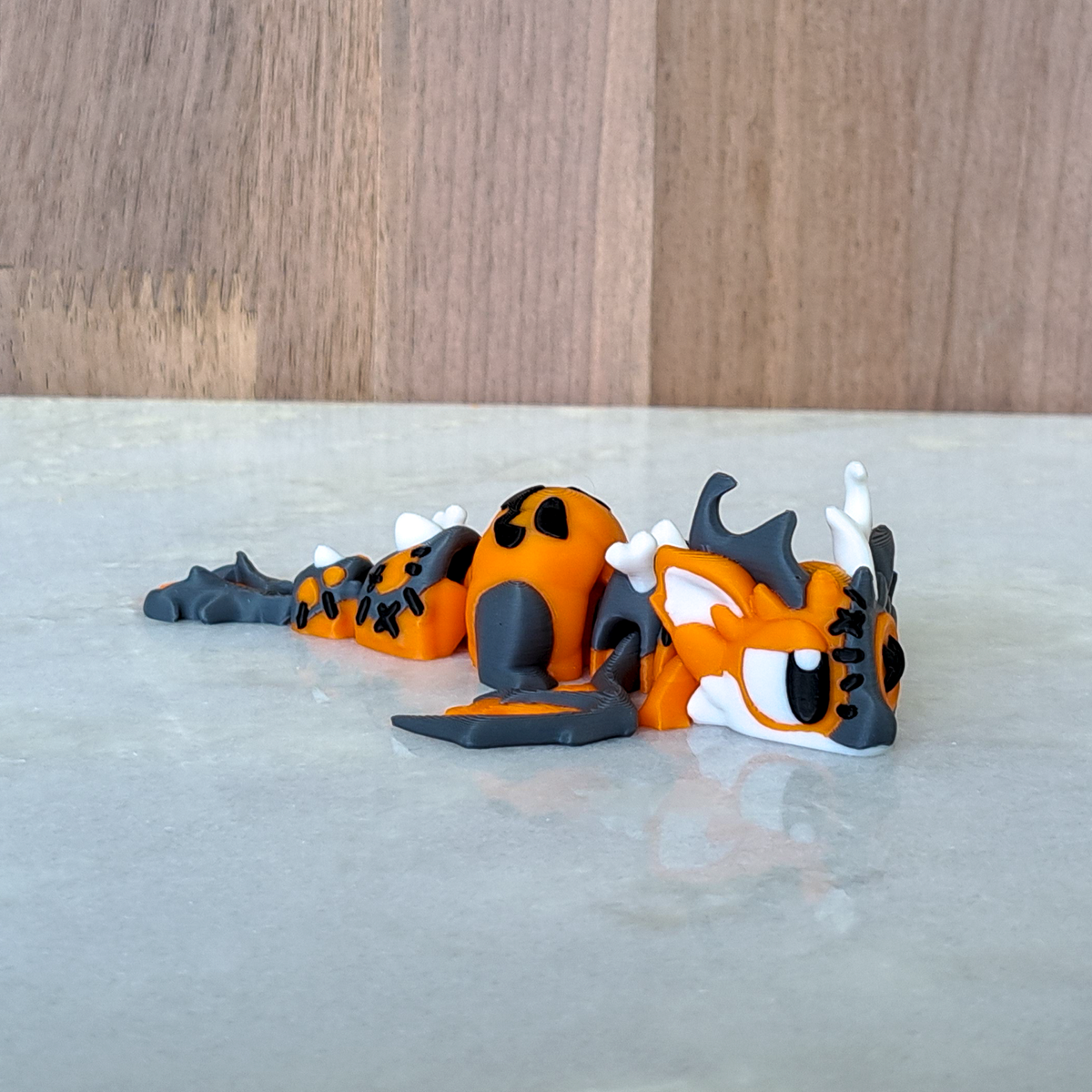 Œuf-Dragon d'Halloween – Éclosion Frissonnante à Collectionner